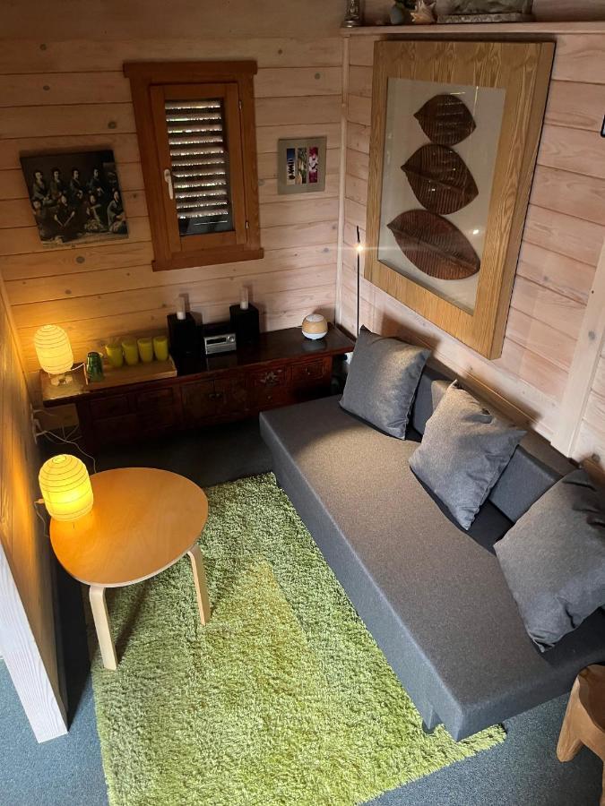 Gite Et Chambre D'Hote Gussignies 外观 照片