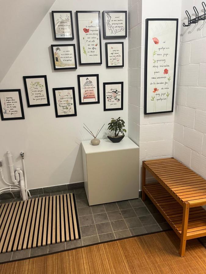Gite Et Chambre D'Hote Gussignies 外观 照片